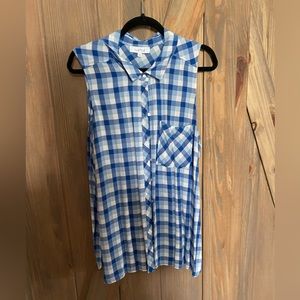 Ladies 1x blue and white checkered top
